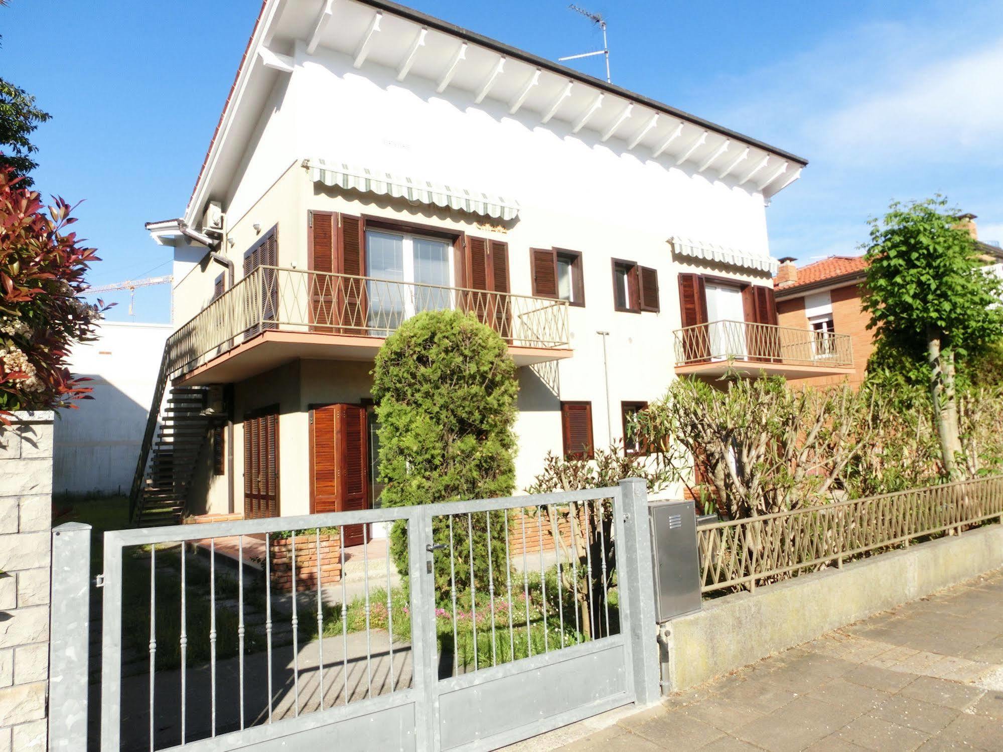 Apartament Letizia Lignano Sabbiadoro Zewnętrze zdjęcie